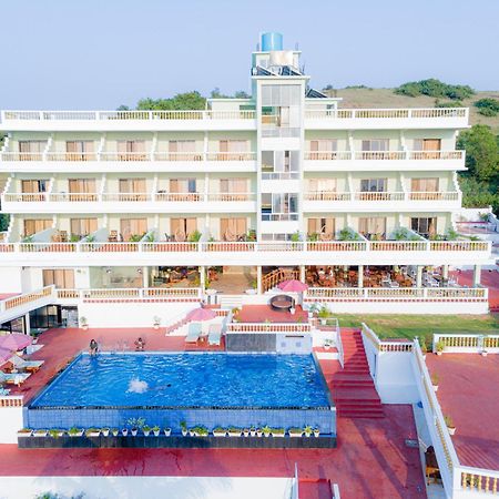 Sparv Aulakhs Resort Mandrem Luaran gambar