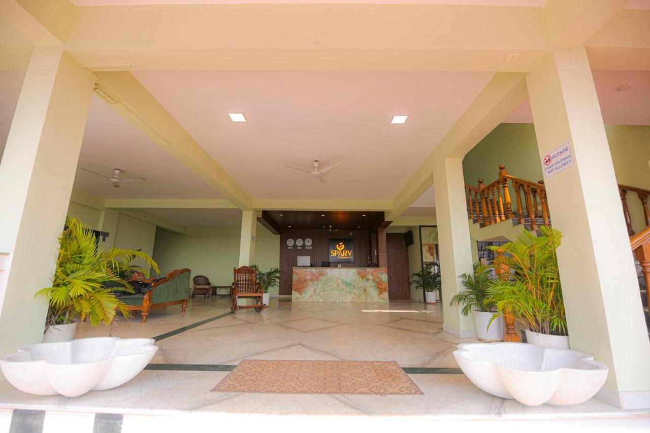 Sparv Aulakhs Resort Mandrem Luaran gambar