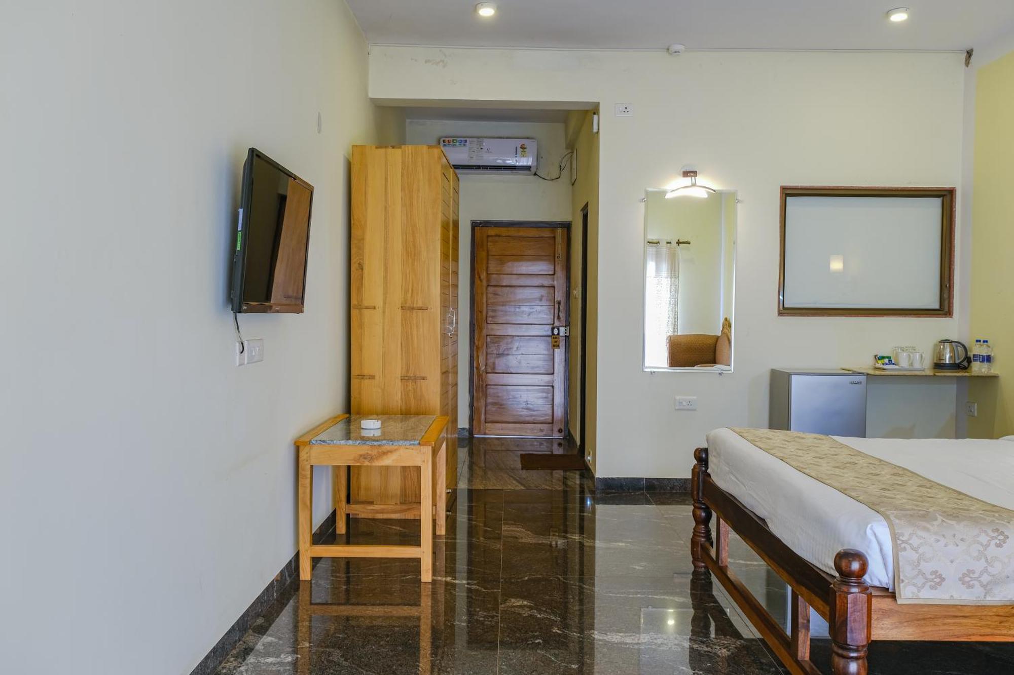Sparv Aulakhs Resort Mandrem Luaran gambar