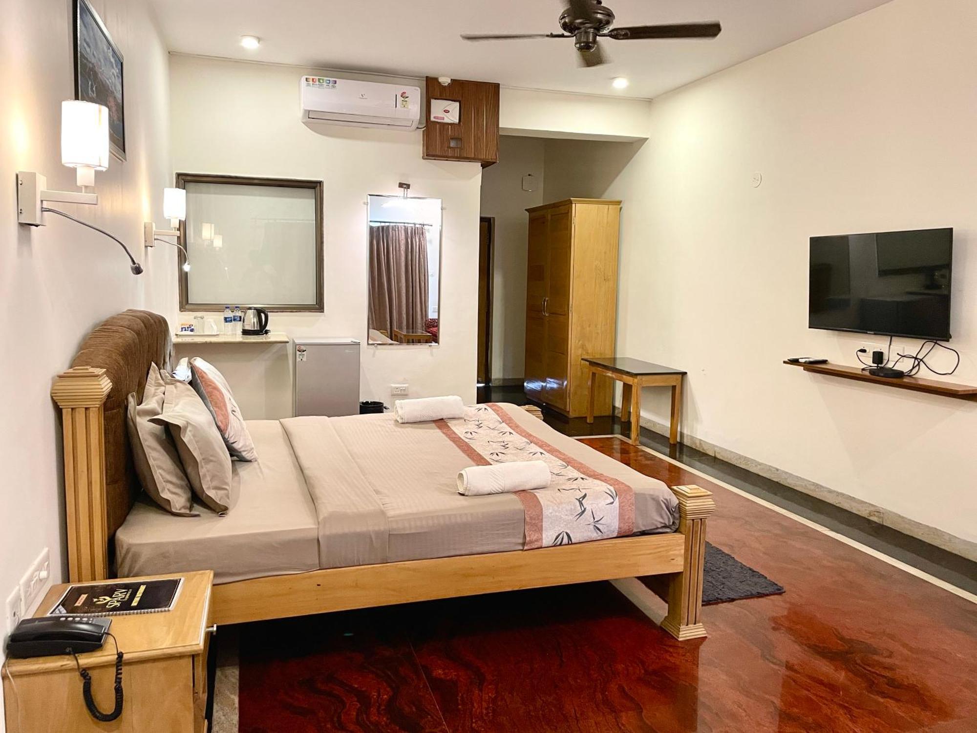 Sparv Aulakhs Resort Mandrem Luaran gambar