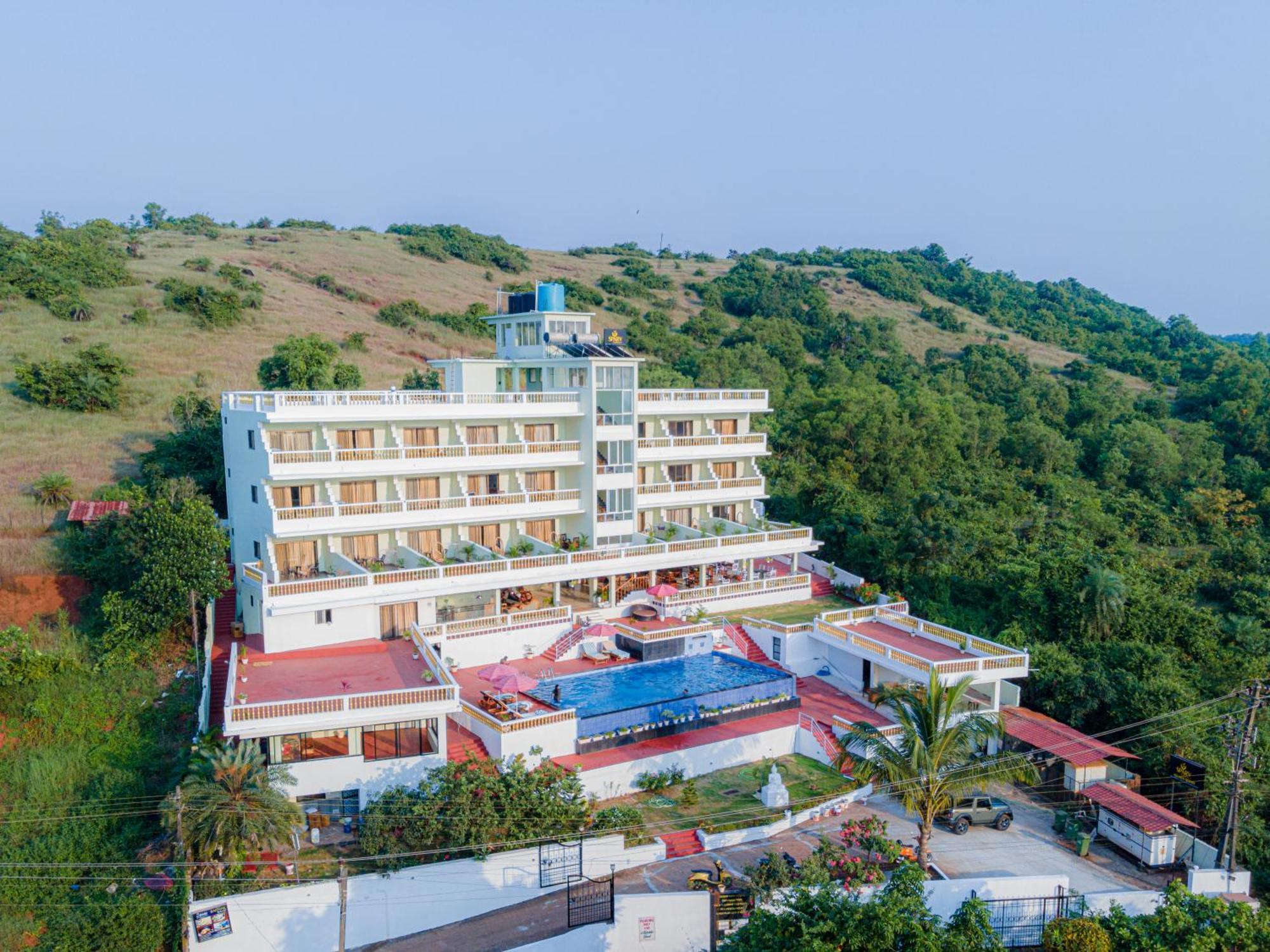 Sparv Aulakhs Resort Mandrem Luaran gambar
