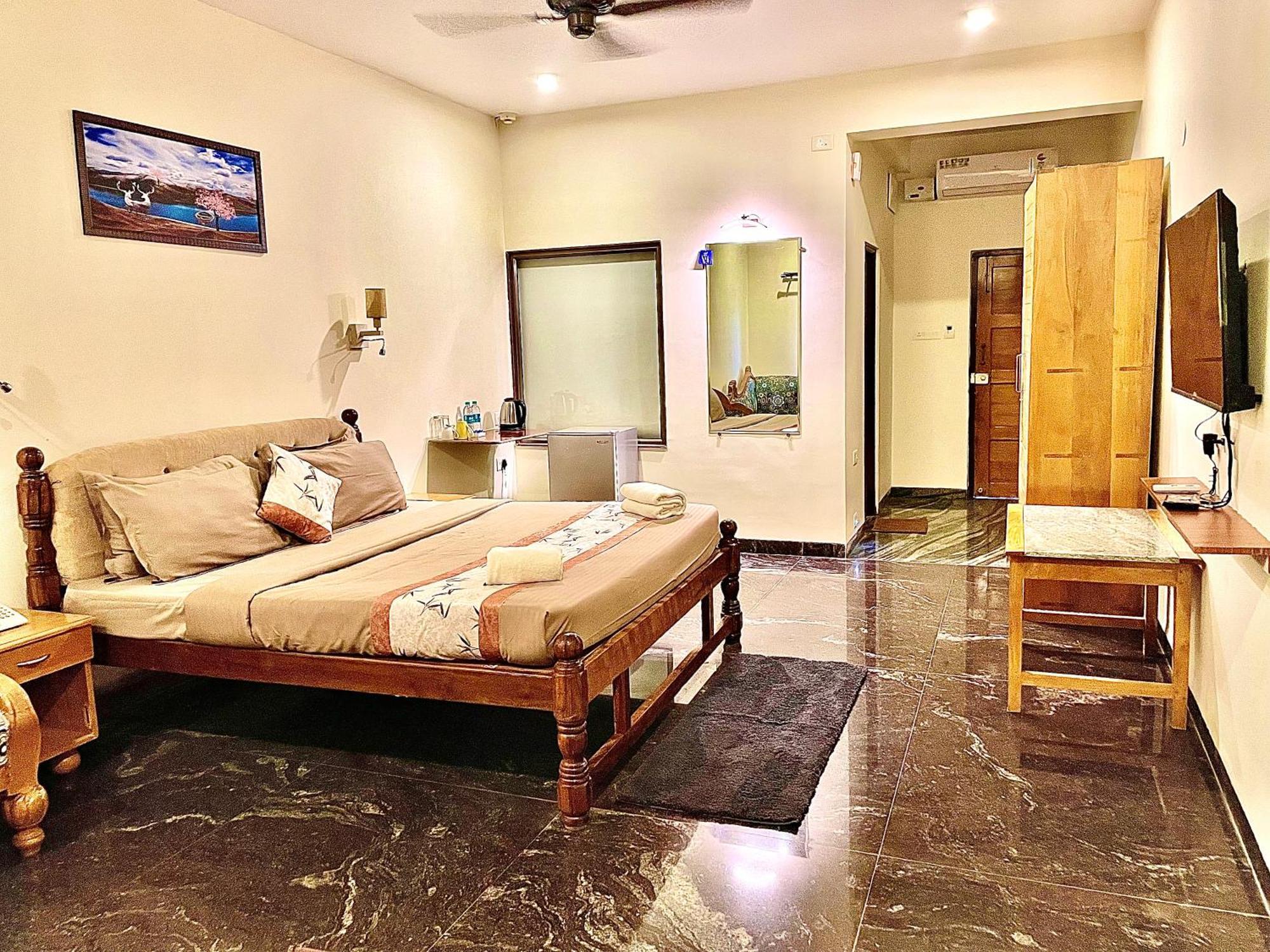Sparv Aulakhs Resort Mandrem Luaran gambar