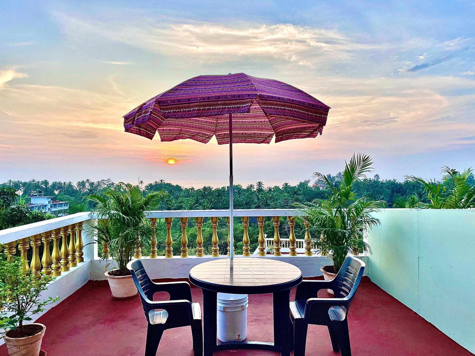 Sparv Aulakhs Resort Mandrem Luaran gambar